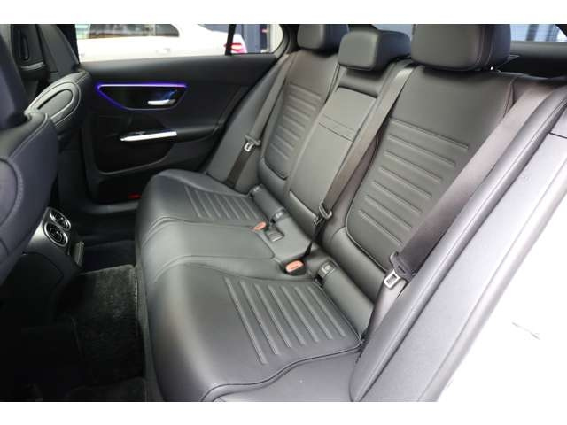 MERCEDES BENZ C CLASS 2024