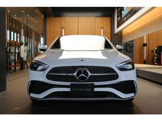 MERCEDES BENZ C CLASS 2024