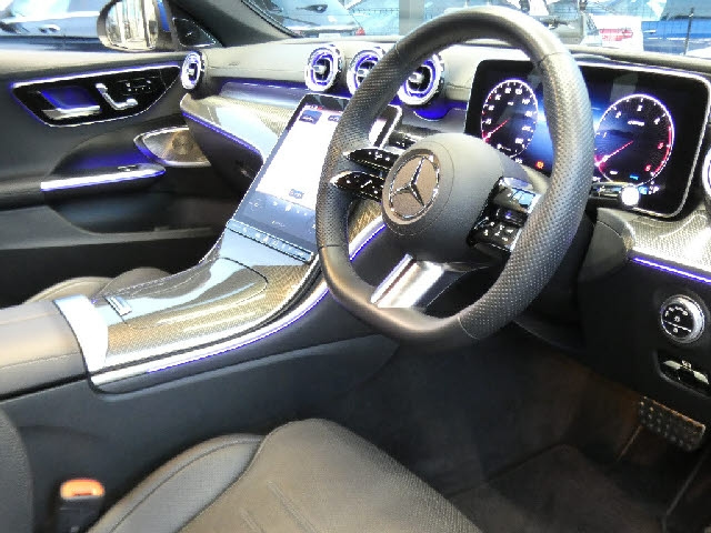 MERCEDES BENZ C CLASS 2023