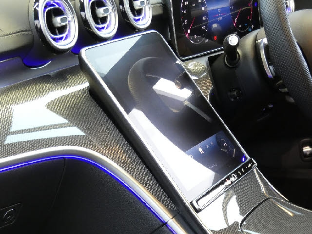 MERCEDES BENZ C CLASS 2023