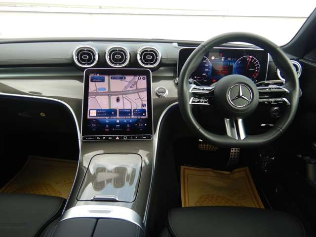 MERCEDES BENZ C CLASS 2024