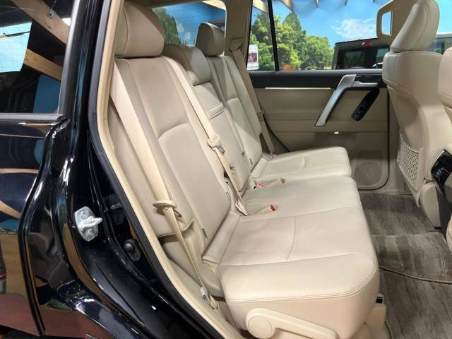 2023 TOYOTA LAND CRUISER PRADO