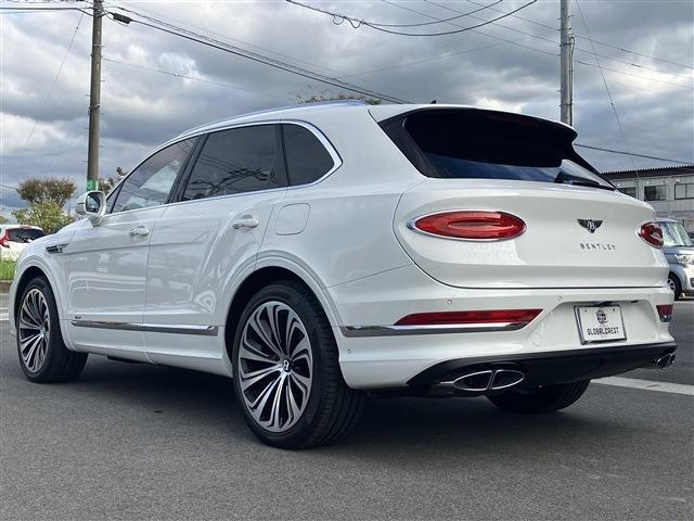 BENTLEY BENTAYGA 2022