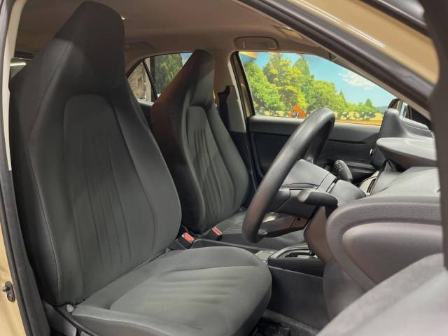 2024 TOYOTA YARIS CROSS