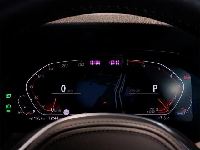 BMW 3 SERIES 318i M Sports 2021