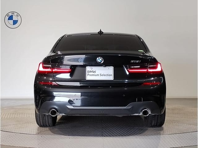 BMW 3 SERIES 318i M Sports 2021