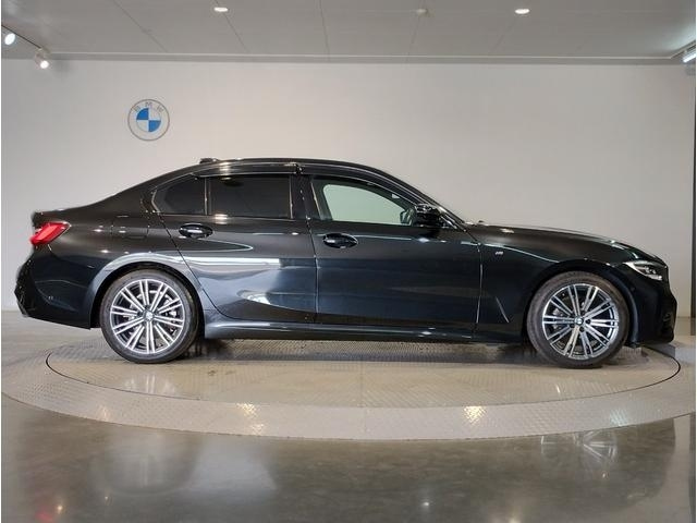 BMW 3 SERIES 318i M Sports 2021
