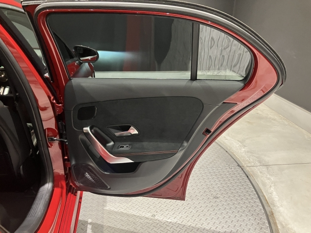 MERCEDES BENZ A CLASS