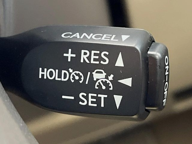 TOYOTA LAND CRUISER PRADO TX 2023