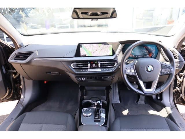 BMW 1-SERIES 118d 2022