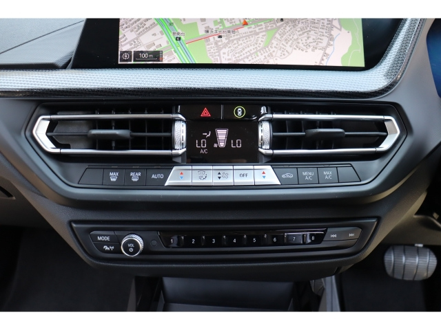 BMW 1-SERIES 118d 2022