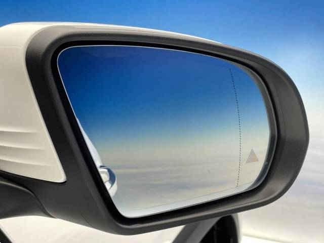 MERCEDES BENZ GLA CLASS 2022