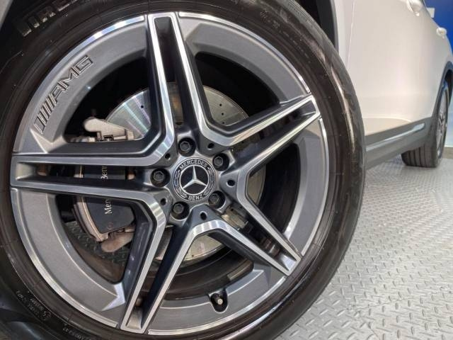 MERCEDES BENZ GLA CLASS 2022