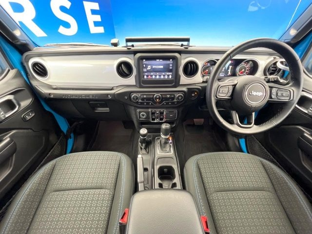 CHRYSLER JEEP WRANGLER Islander