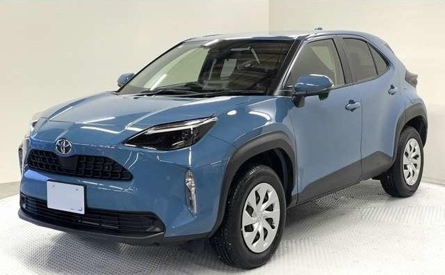 2024 TOYOTA YARIS CROSS
