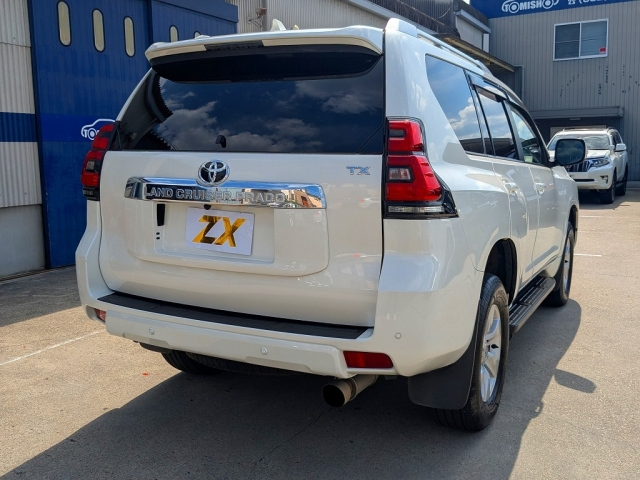 TOYOTA LAND CRUISER PRADO 2021