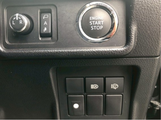 TOYOTA LAND CRUISER PRADO 2021