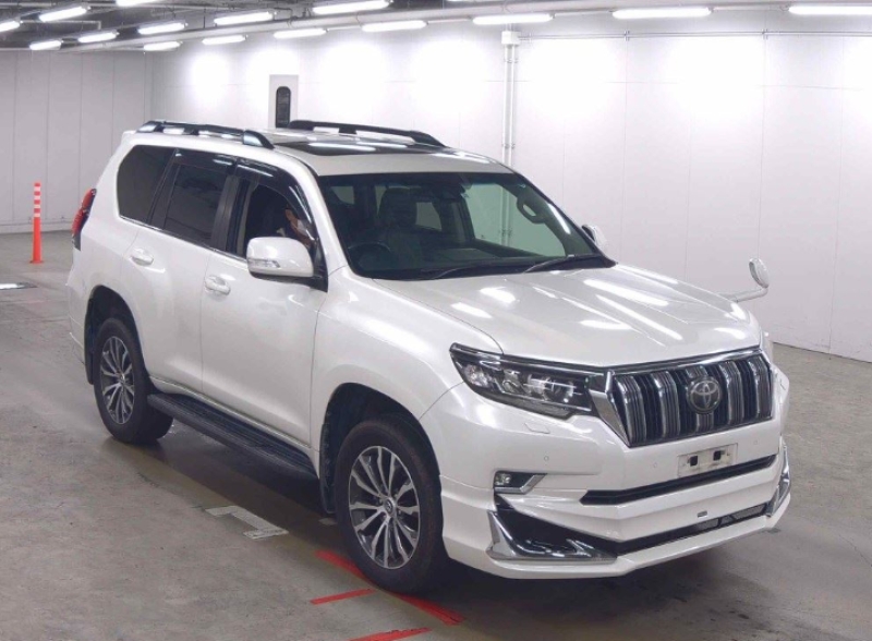2023 TOYOTA LAND CRUISER PRADO