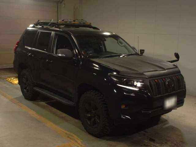 TOYOTA LAND CRUISER PRADO 2023