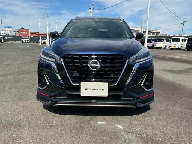 NISSAN KICKS 2025