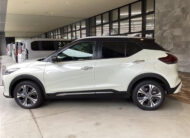 NISSAN KICKS 2025