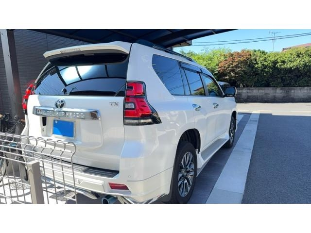 TOYOTA LAND CRUISER PRADO 2024