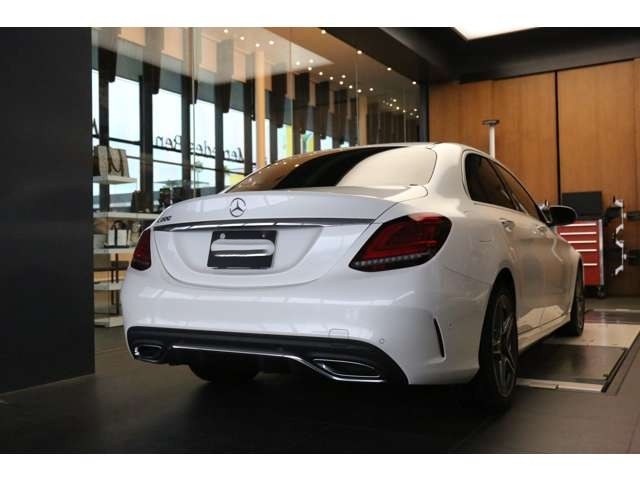 MERCEDES BENZ C CLASS 2021