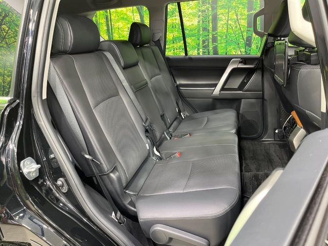 TOYOTA LAND CRUISER PRADO 2024