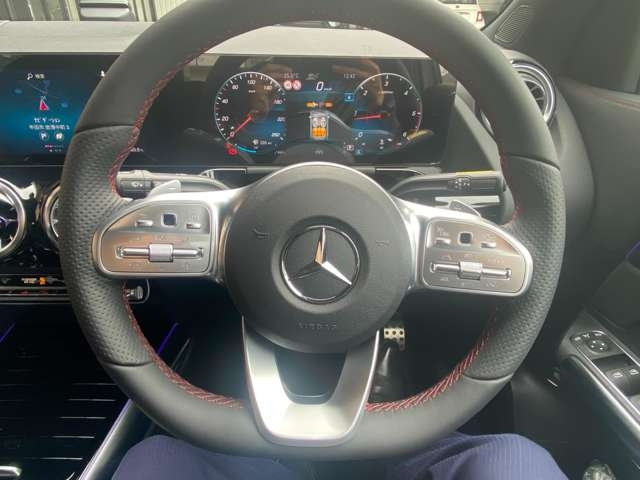 MERCEDES BENZ GLA CLASS 2021