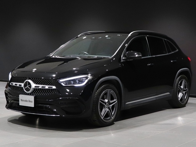 MERCEDES BENZ GLA CLASS 2022