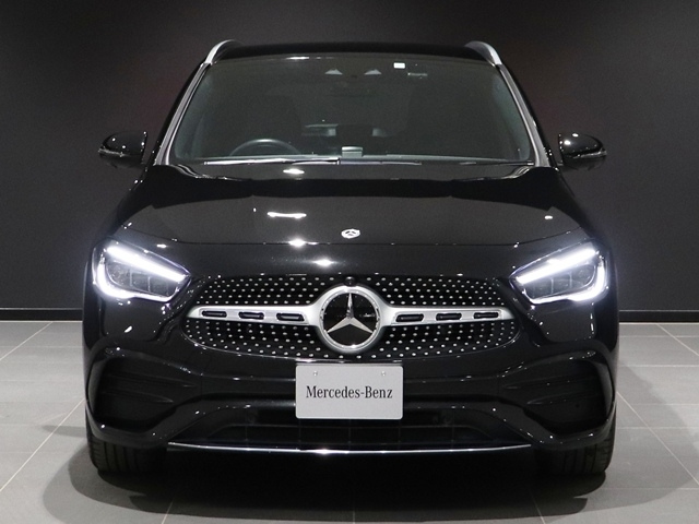 MERCEDES BENZ GLA CLASS 2022