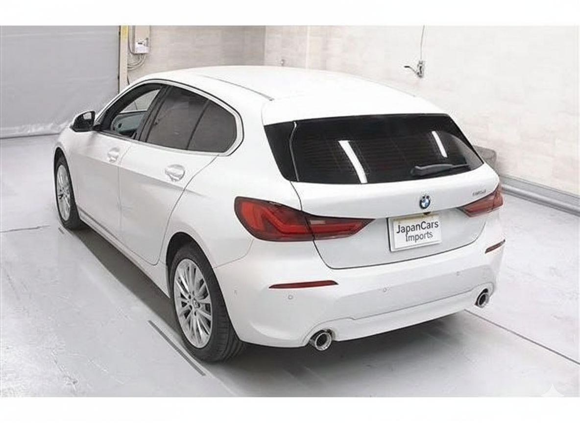 BMW 1 SERIES 2024