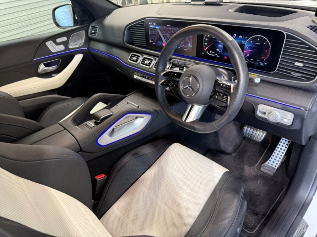 MERCEDES BENZ GLE CLASS 2025