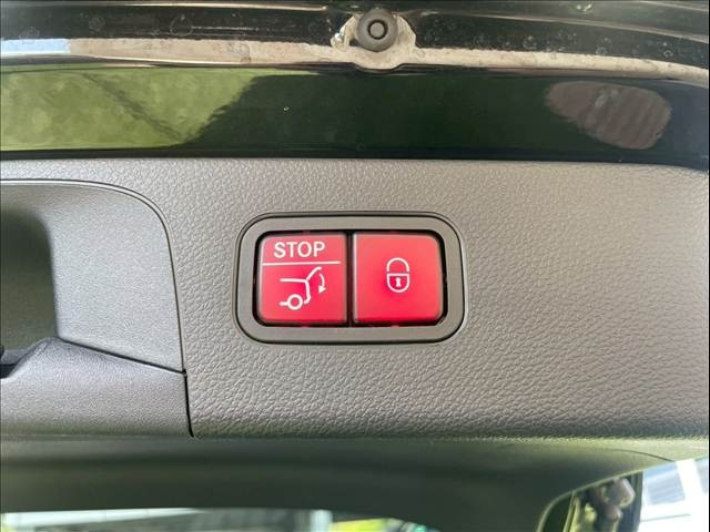 MERCEDES BENZ GLC CLASS – GLC220D 2022