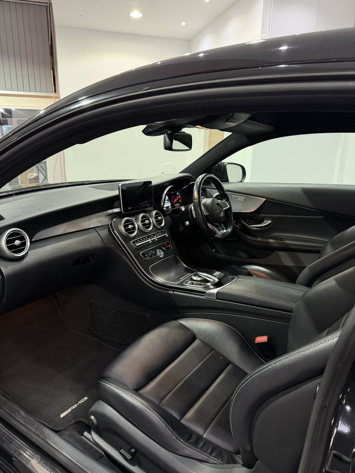 2016 Mercedes-Benz C-Class