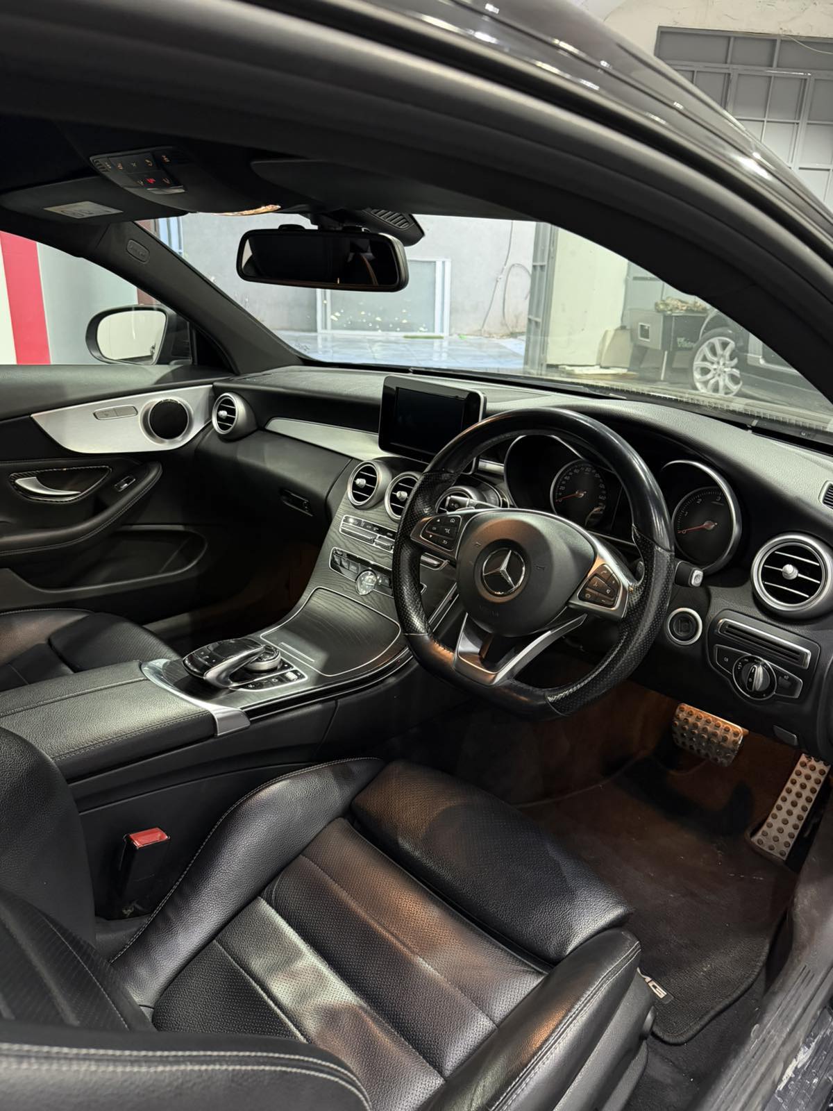 2016 Mercedes-Benz C-Class