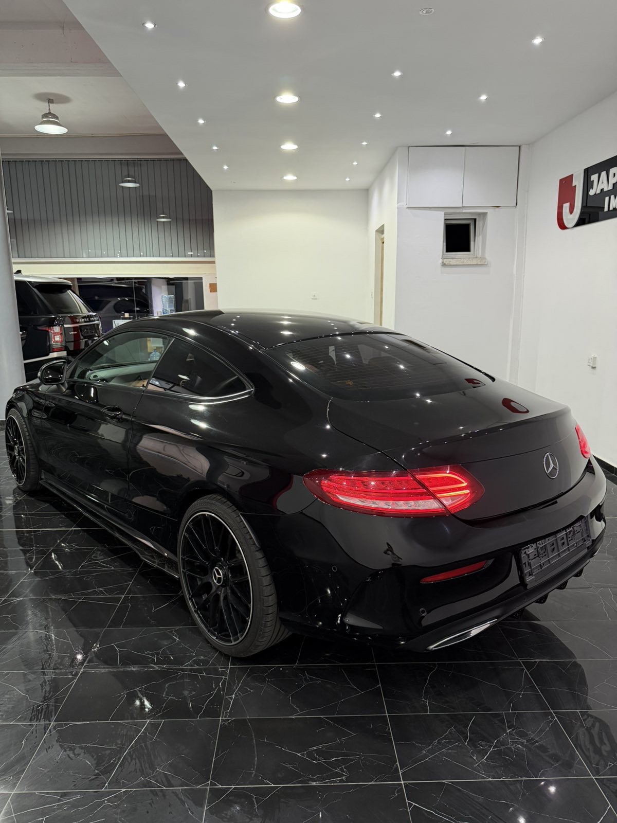 2016 Mercedes-Benz C-Class