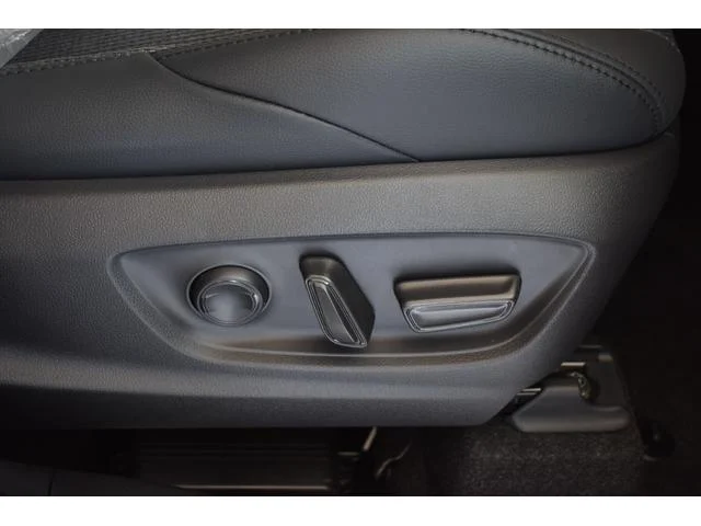 TOYOTA COROLLA CROSS 2026