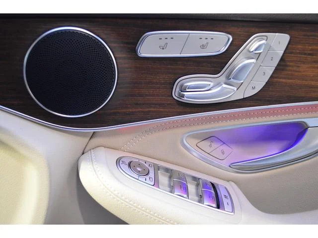 Mercedes-Benz GLC-Class  2022