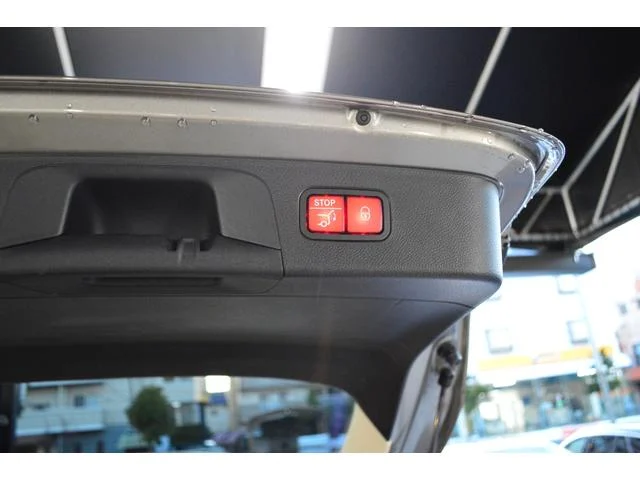 Mercedes-Benz GLC-Class  2022