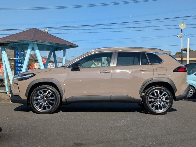 TOYOTA COROLLA CROSS 2026