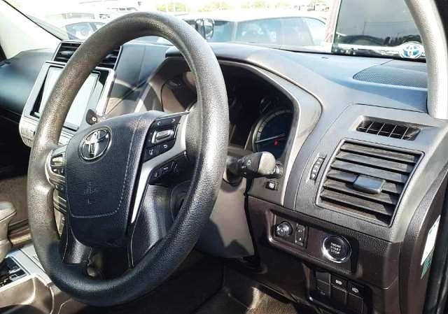 TOYOTA LAND CRUISER PRADO 2021