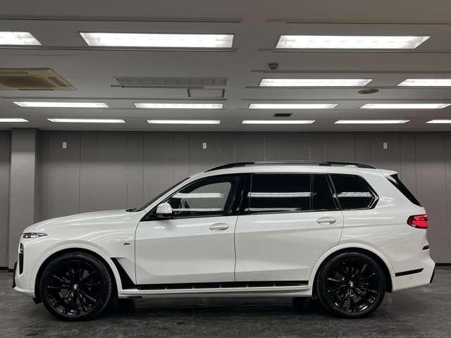 BMW X7 2024