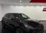 2019 PORSCHE MACAN