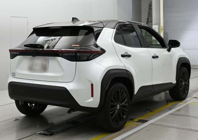 TOYOTA YARIS CROSS 2026