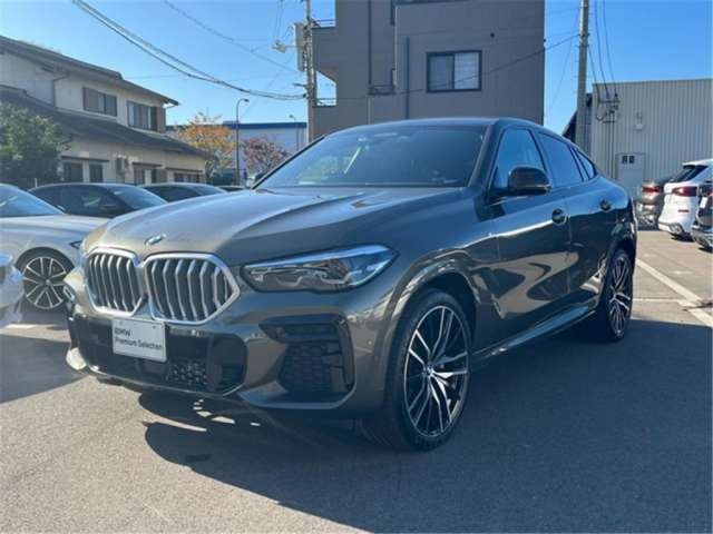 BMW X6 2022 x Drive 35d M Sports