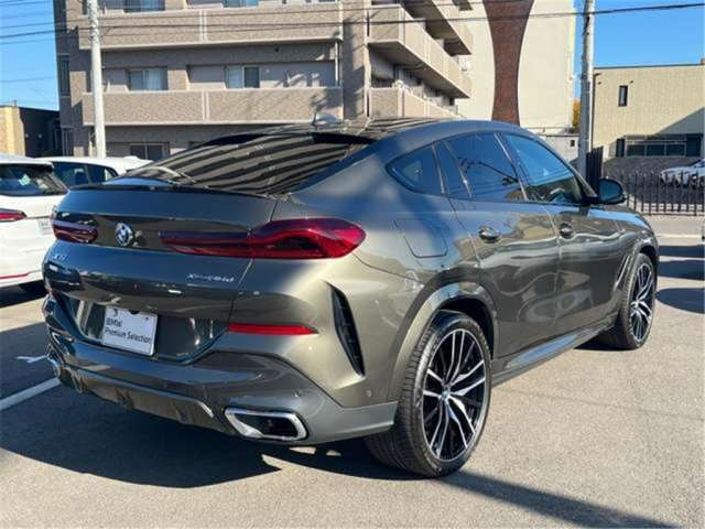 BMW X6 2022 x Drive 35d M Sports