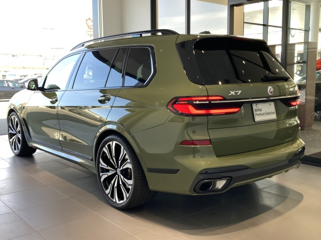 2023 BMW X7