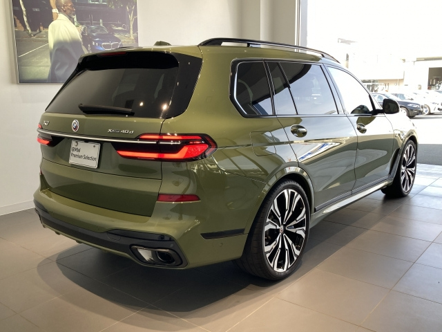 2023 BMW X7