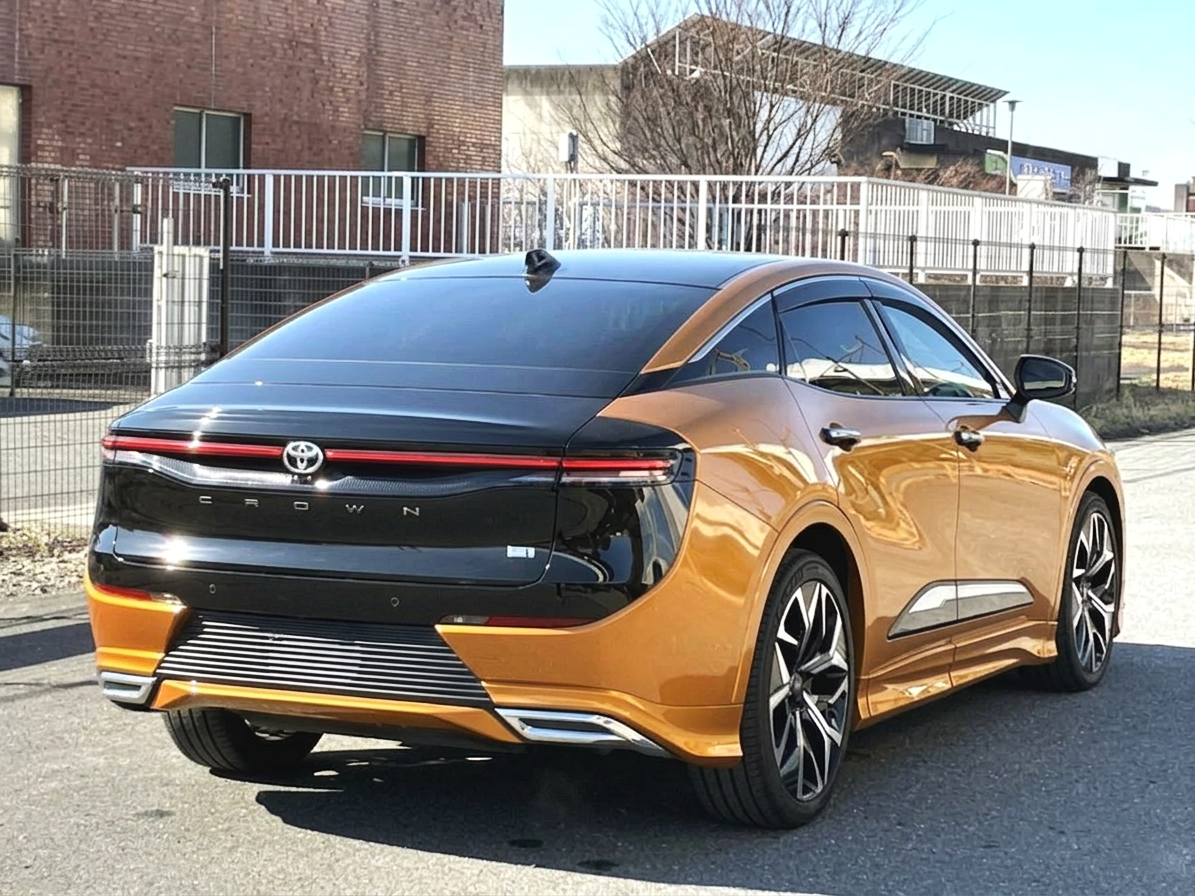 TOYOTA CROWN CROSSOVER 2022 RS Advanced